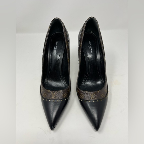 Louis Vuitton Signature Monogram LV Black Leather studded pumps size 39 EU - Picture 1 of 8